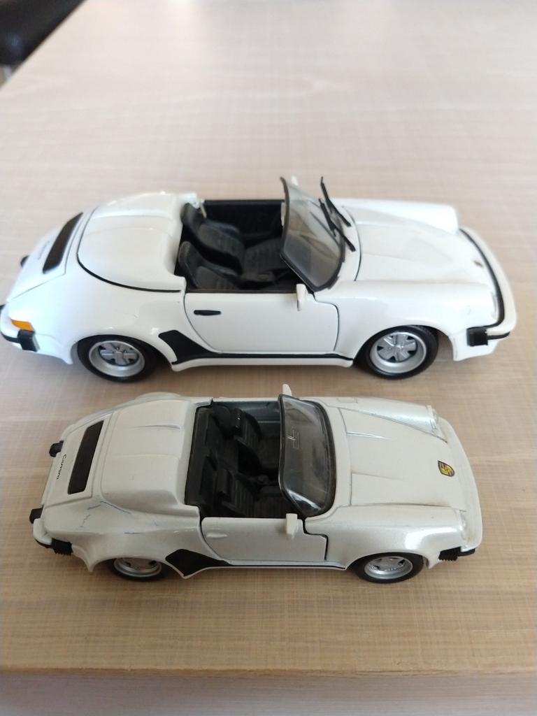 Porsche Carrera 911 Maisto 1:24 en 1:38 (1989), Hobby en Vrije tijd, Ophalen of Verzenden, Zo goed als nieuw, Auto, Maisto