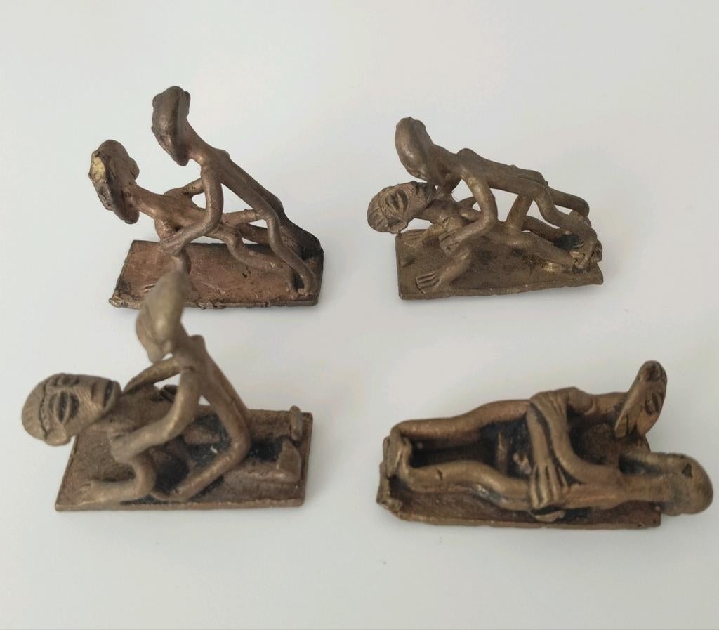 Erotische beeldjes in verschillende standjes, Ophalen of Verzenden, Gebruikt, Mens