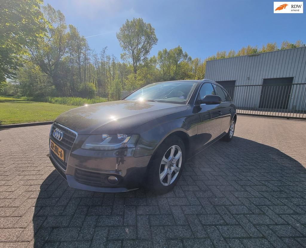 Audi A4 Avant 1.8 TFSI Pro Line Business AUT CRUISE CLIMA TR, Auto's, Audi, Euro 5, Gebruikt, 4 cilinders, A4