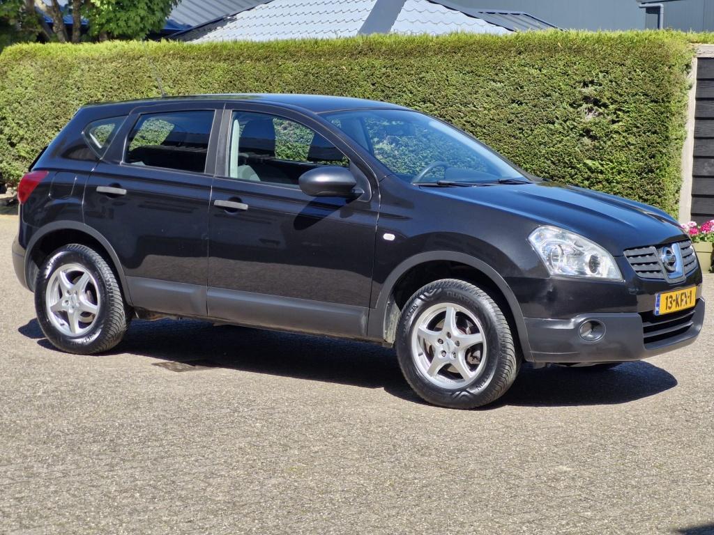 Nissan QASHQAI Acenta 1.6 Airco - trekhaak (bj 2009), Auto's, Nissan, 1272 kg, Gebruikt, Zwart, Origineel Nederlands