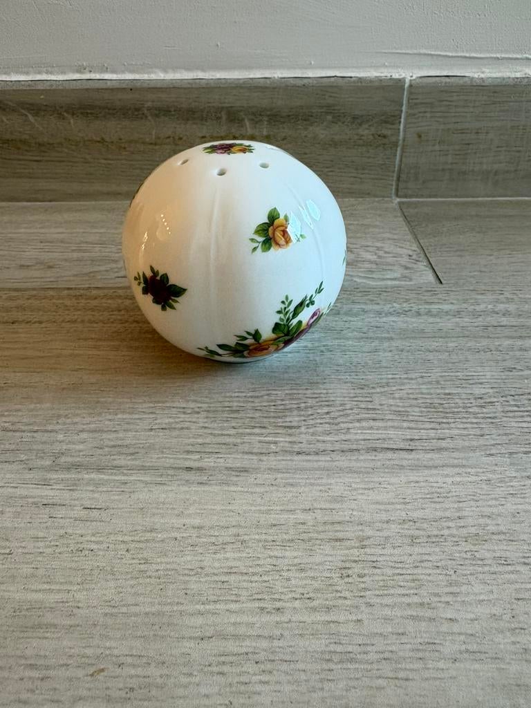 Royal Albert old country rose pomander (pot pourri), Ophalen of Verzenden