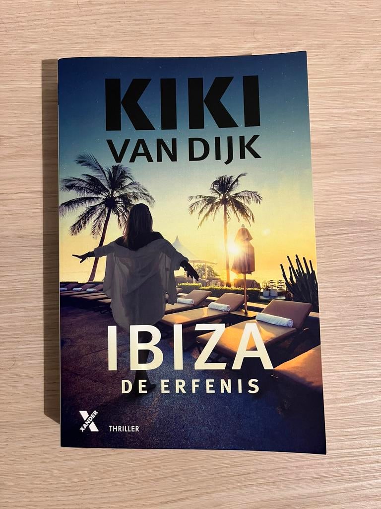 Kiki van Dijk - Ibiza de Erfenis, Boeken, Ophalen of Verzenden, Zo goed als nieuw, Nederland