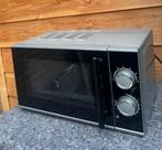 Quigg Magnetron MD 15644 - 700W, Ophalen, Gebruikt, Magnetron, Draaiplateau