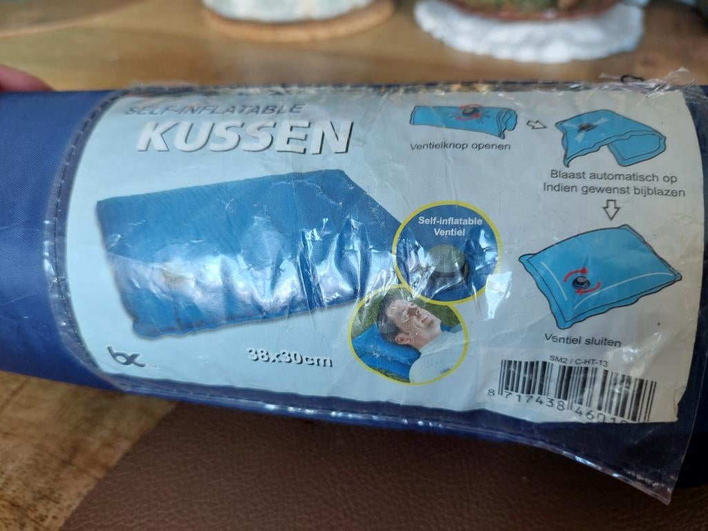 Handig opblaasbare (camping)kussen nieuw, Ophalen of Verzenden, Nieuw, 1-persoons