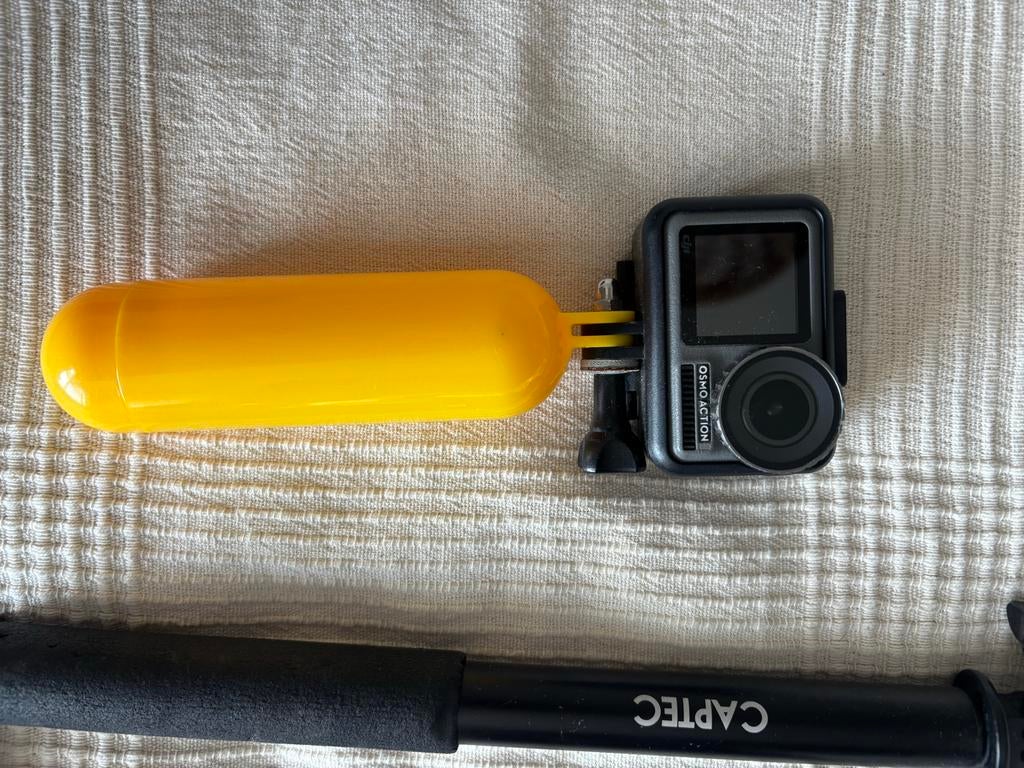DJI Osmo Action camera met accessoires, Ophalen of Verzenden, Zo goed als nieuw, Overige merken