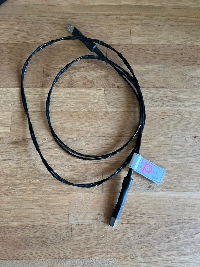 Pink Faun USB IL-2   150cm, Audio, Tv en Foto, Audiokabels en Televisiekabels, Ophalen, Zo goed als nieuw, Minder dan 2 meter