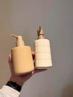 Twee zeepdispensers zeeppompje beige japandi, Huis en Inrichting, Ophalen of Verzenden, Gebruikt, Beige, Overige typen