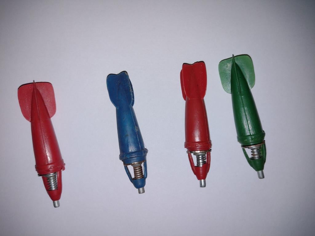 Antieke klappertjes raketten, Ophalen of Verzenden