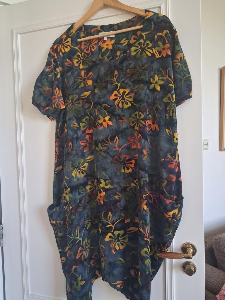 Billy B Amsterdam Batik Bloemen Jurk One Size, Maat 38/40 (M), Billy B Amsterdam, Overige kleuren, Ophalen of Verzenden