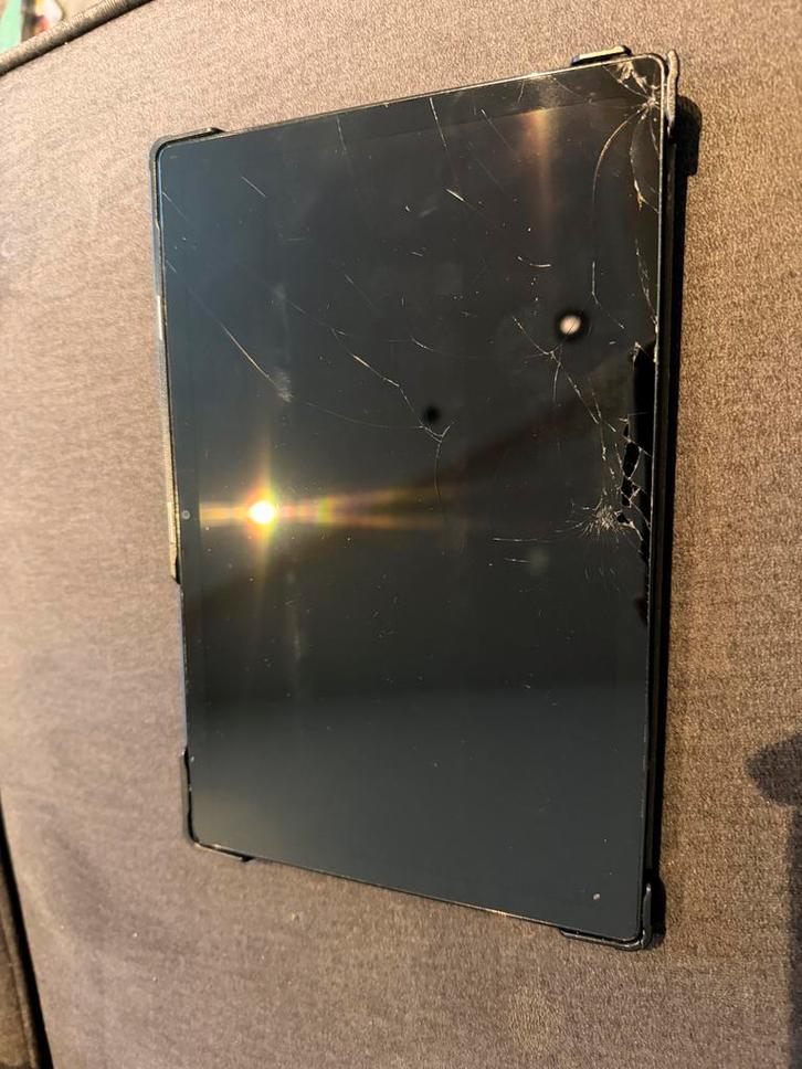 Samsung tablet met gebarsten scherm, Computers en Software, Android Tablets, Niet werkend, 10 inch, 16 GB, Ophalen of Verzenden