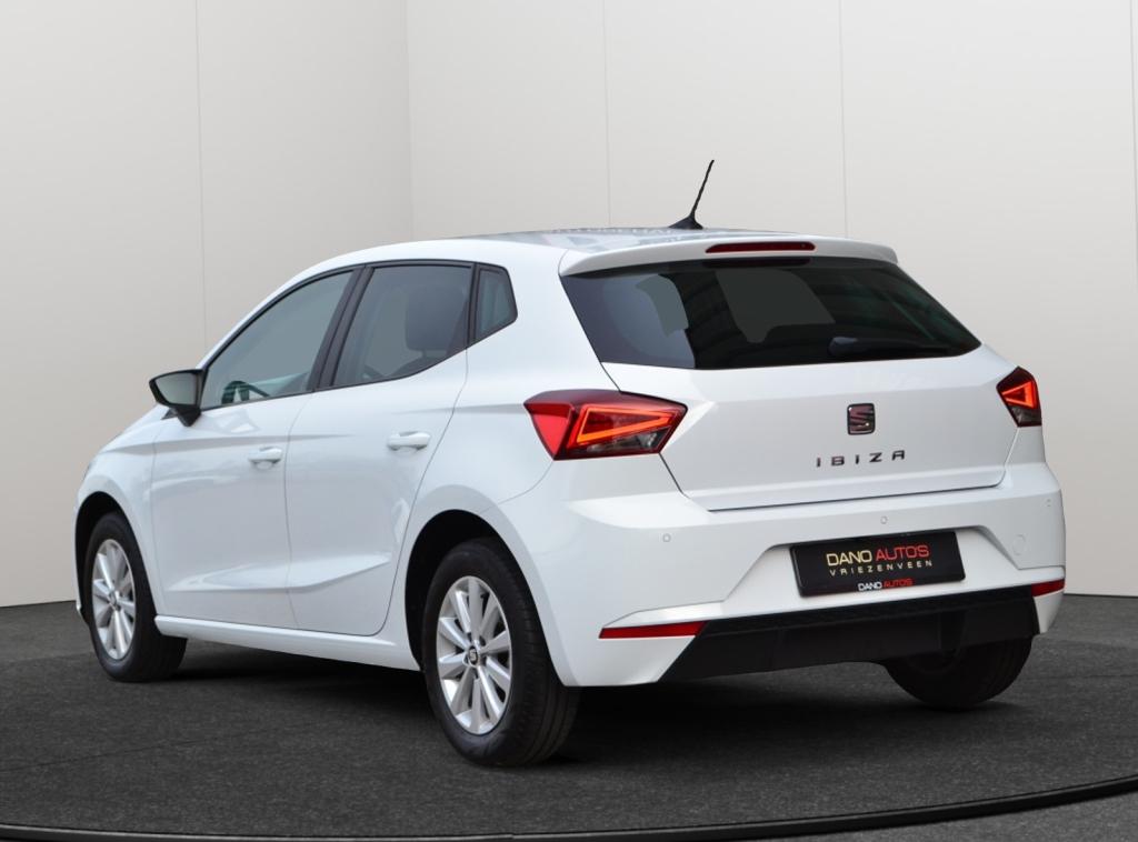 SEAT Ibiza 1.0 TSI 116PK Business LED/Camera/Keyless/Navi, Auto's, Seat, Stof, 116 pk, Bedrijf, 570 kg