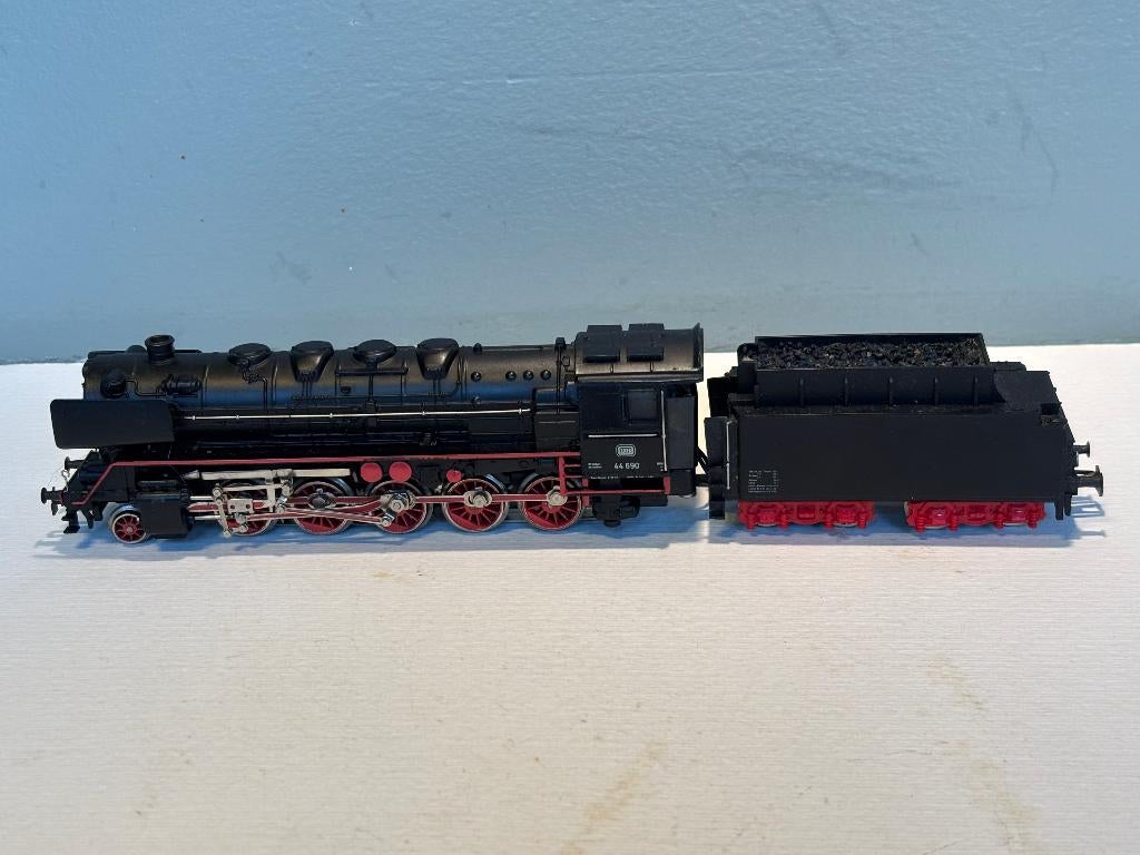 Märklin 3047 stoomloc BR44 met telex en rookgenerator, Wisselstroom, Locomotief, Ophalen of Verzenden, Zo goed als nieuw