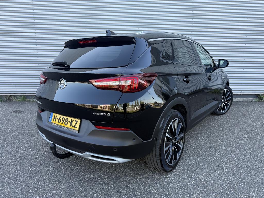 Opel Grandland X 1.6 THybr Innovation NAP Dealer OH Leer Tre, Auto's, Opel, Automaat, 4 cilinders, Adaptive Cruise Control, Zwart