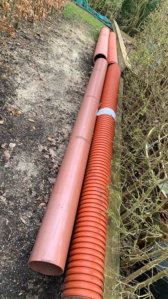 8,5 m pvc duikerbuis en 4 meter buis diameter 20 cm, Doe-het-zelf en Verbouw, Buizen en Afvoer, Ophalen, Overige materialen, 6 meter of meer