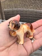 Sint bernard beeldje goebel, Verzamelen, Beelden en Beeldjes, Ophalen of Verzenden, Zo goed als nieuw