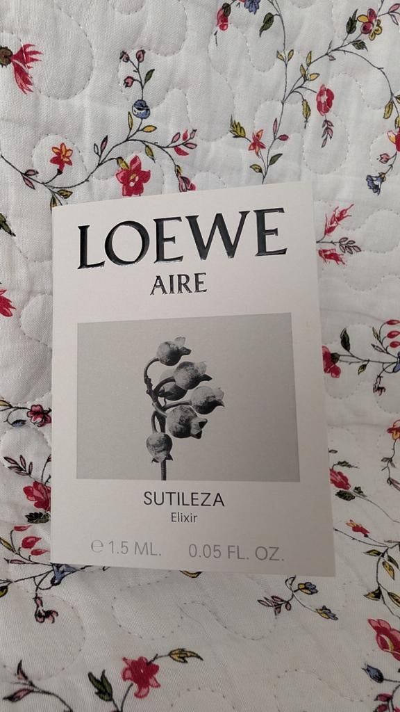 Loewe Aire Sutileza Elixir - 1.5ml sample, Ophalen of Verzenden, Nieuw