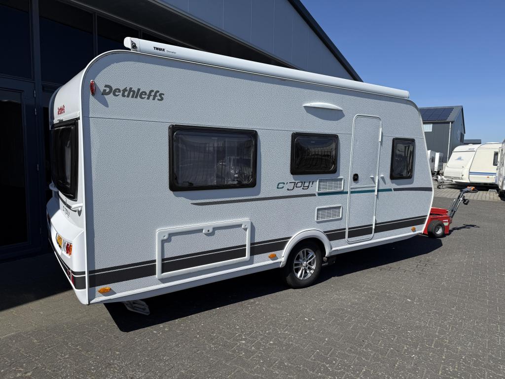 Dethleffs C'Joy 460 LE 2 Aparte bedden 200cm 900KG leeg !!, Caravans en Kamperen, Caravans, Lengtebed, Bedrijf, Treinzit, Schokbreker