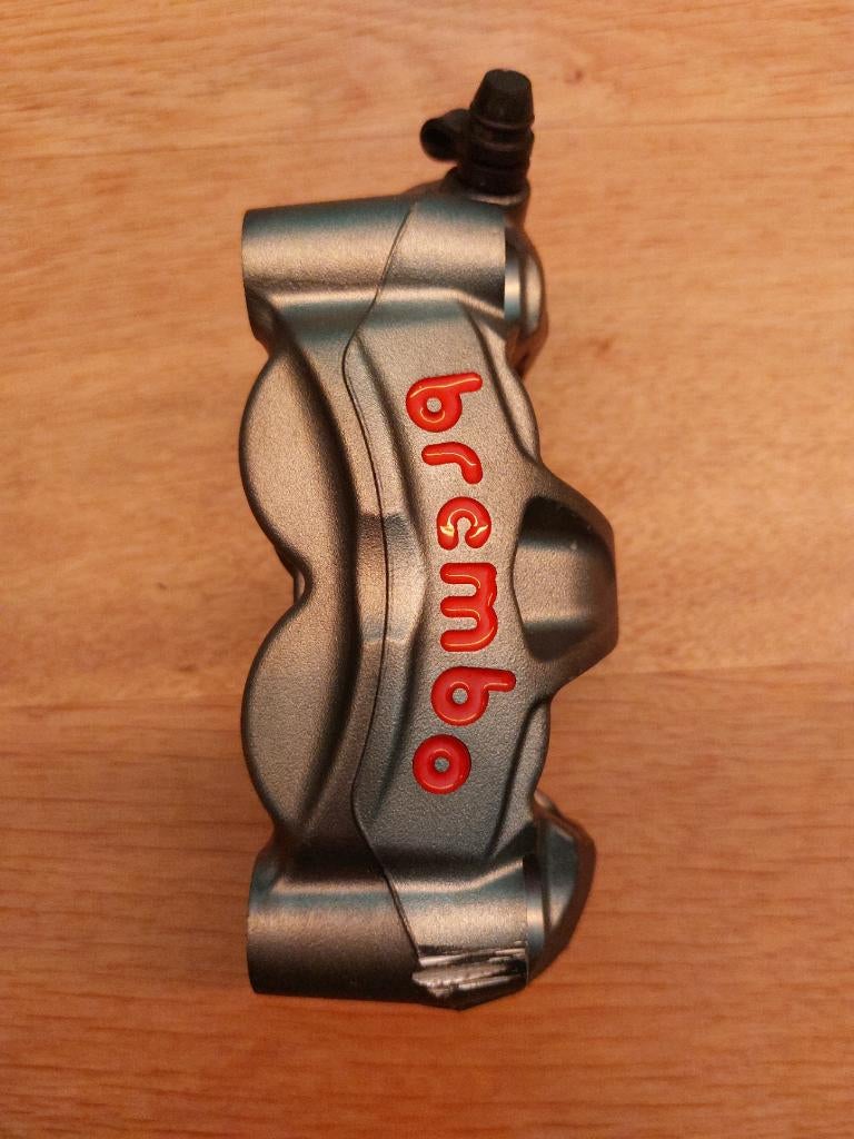 Brembo M50 radiale remklauw (links), Ophalen of Verzenden, Gebruikt