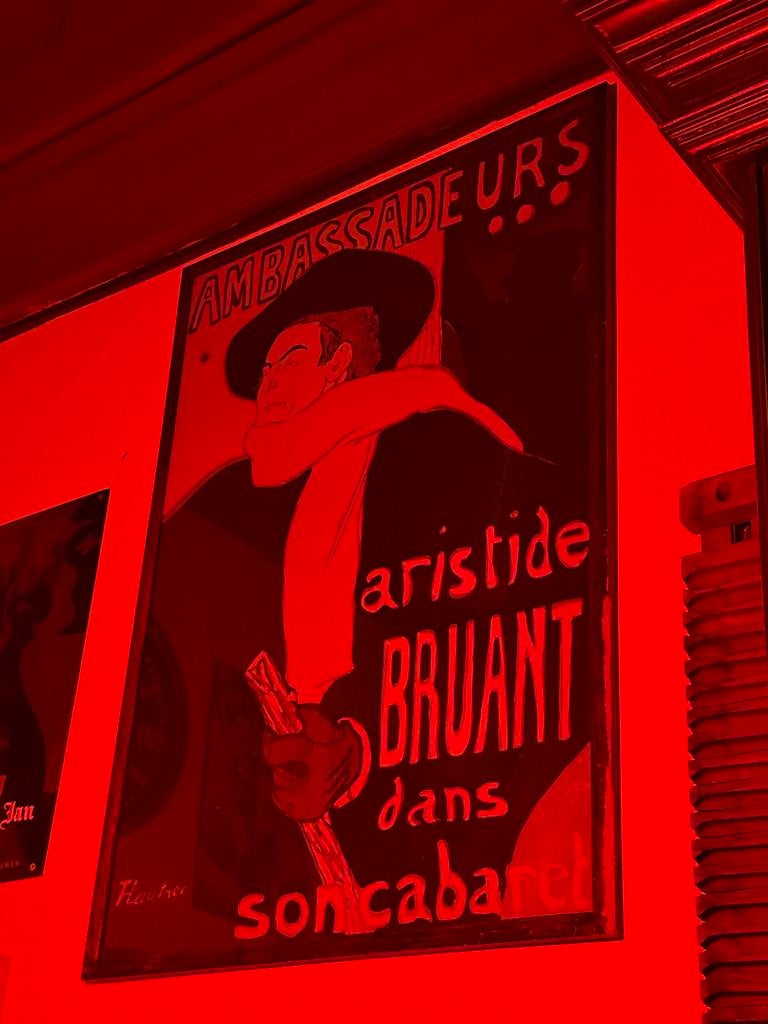 Vintage Ambassadeurs poster - Aristide Bruant, Met lijst, Ophalen of Verzenden, A1 t/m A3, Reclame