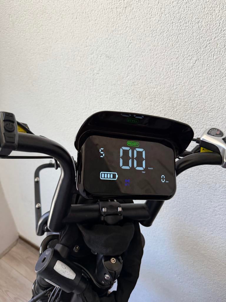 Elektrische Fatbike V8 Ultra - Zo goed als nieuw, Fietsen en Brommers, Elektrische fietsen, Overige merken, Ophalen of Verzenden