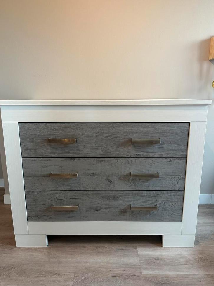 Complete babykamer TMF Lucca, Kinderen en Baby's, Kinderkamer | Commodes en Kasten, Zo goed als nieuw, 105 cm of meer, 100 cm of meer