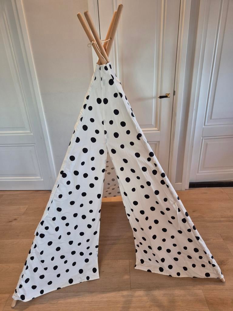 Tipi tent wit met zwarte stippen, Ophalen