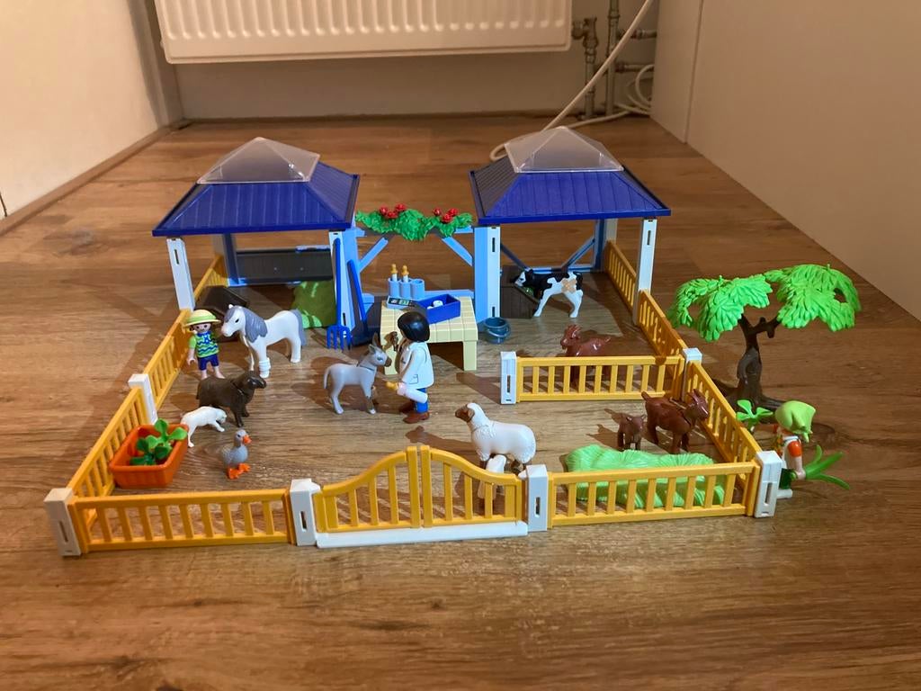 Playmobil dierenverzorgingsplaats, Kinderen en Baby's, Speelgoed | Playmobil, Ophalen, Zo goed als nieuw, Complete set