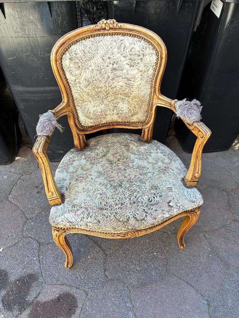 Lodewijk XV fauteuil Brocante, Huis en Inrichting, Fauteuils, Ophalen, Gebruikt, Minder dan 75 cm, Hout
