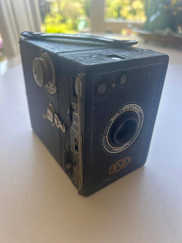 Vintage Ensign "All-Distance" "Twenty" Boxcamera, Audio, Tv en Foto, Fotocamera's Analoog, Ophalen of Verzenden, Gebruikt, Compact