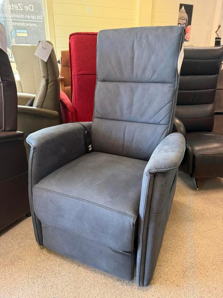 Sta op stoel relax fauteuil De Toekomst gratis bezorging, Huis en Inrichting, Fauteuils, Zo goed als nieuw, Stof, Ophalen of Verzenden