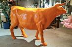 WK 2026 oranje koe tuinbeelden koeien. Voetbalmascotte, Ophalen, Nieuw, Kunststof, Dierenbeeld