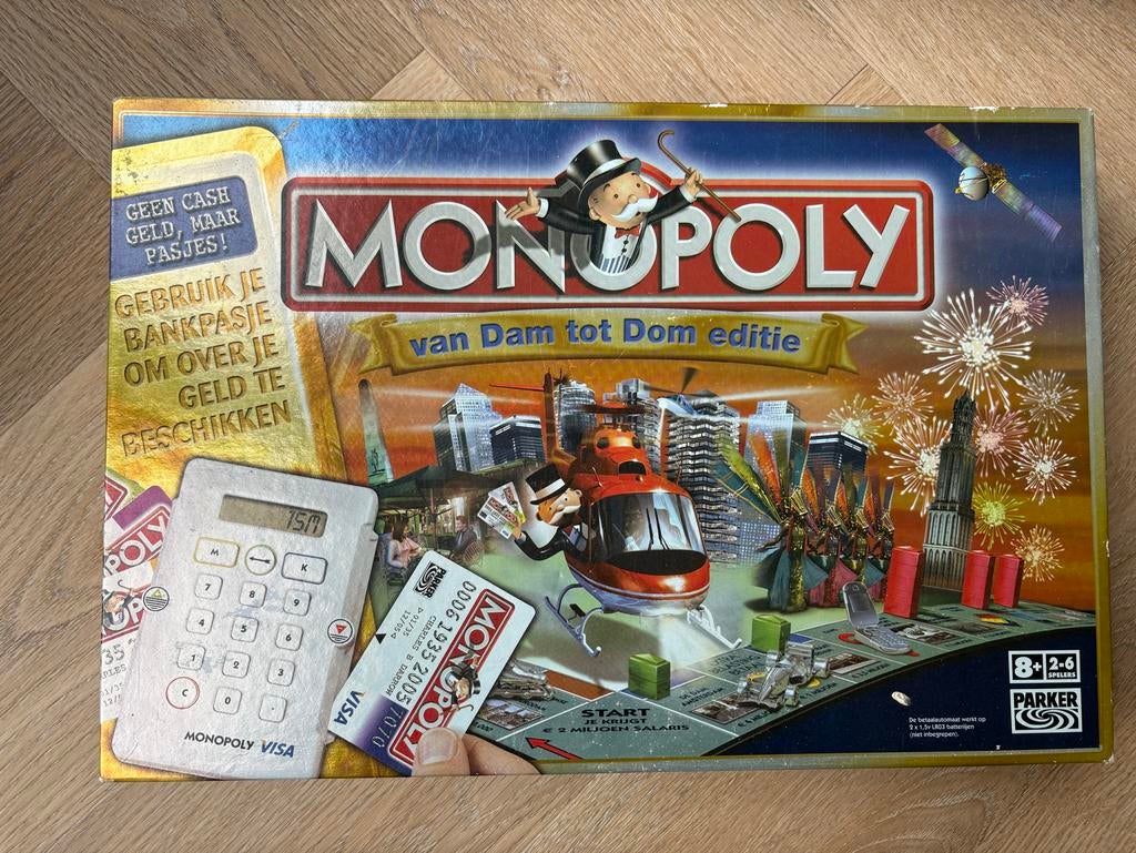 Monopoly Van Dam tot Dom Editie - Compleet bordspel, Vijf spelers of meer, Ophalen of Verzenden, Zo goed als nieuw