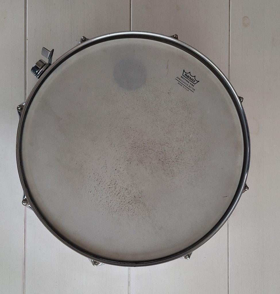 Snaredrum 14" met inwendige demper, Muziek en Instrumenten, Ophalen of Verzenden, Zo goed als nieuw, Trommel