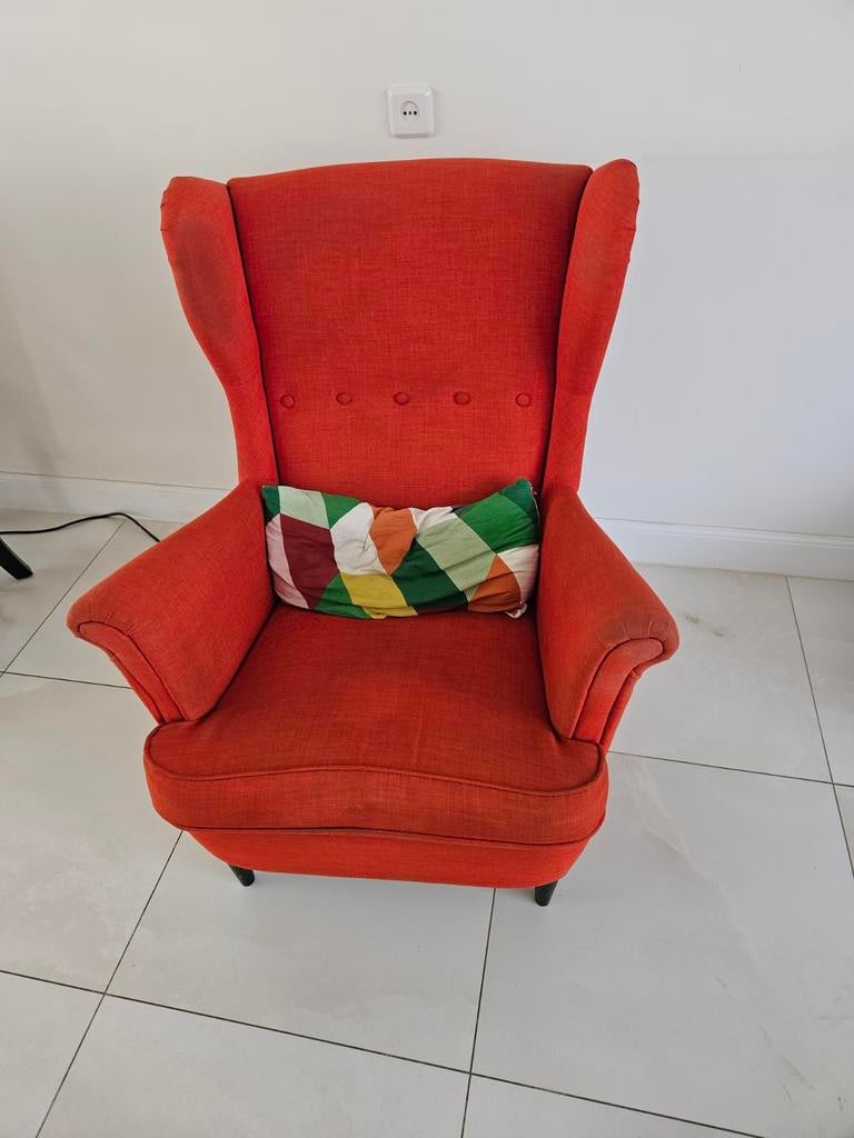 IKEA oorstoel, rood, Huis en Inrichting, Fauteuils, Ophalen of Verzenden