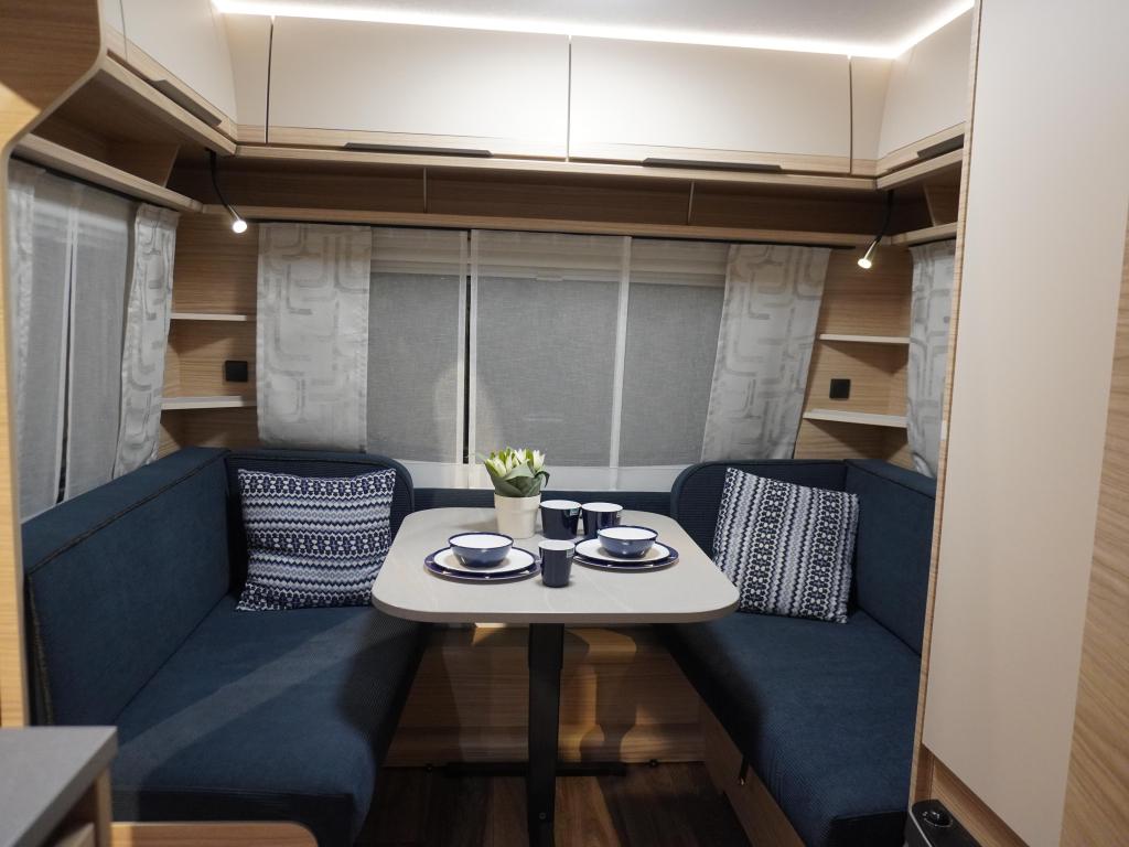 Fendt Bianco Selection 465 TG !! ENKELE BEDDEN !!, Caravans en Kamperen, Caravans, Schokbreker, Standaardzit, Fendt, 5 tot 6 meter