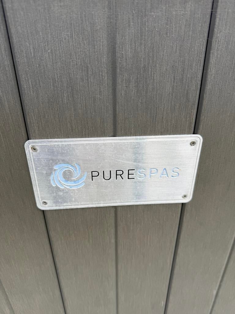 Pure Spa bubbelbad 4 personen 200 x 200, Ophalen, Gebruikt, Afdekzeil, Vast