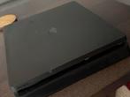 PlayStation 4 Slim + F1 23 + Account met Games, Spelcomputers en Games, Spelcomputers | Sony PlayStation 4, Ophalen of Verzenden