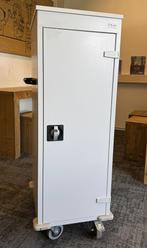 Povag laptopkar/tabletkar, Computers en Software, Ophalen, Zo goed als nieuw