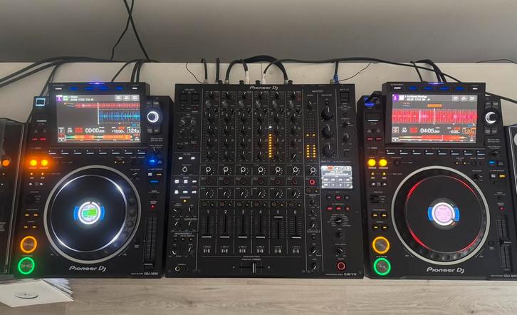 Te koop: 2x CDJ-3000 + 1x DJM-V10 – Zo goed als nieuw!, Muziek en Instrumenten, Dj-sets en Draaitafels, Zo goed als nieuw, Pioneer