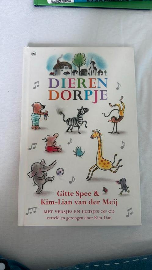 Kim-Lian van der Meij - Dierendorpje ZONDER CD, Boeken, Kinderboeken | Jeugd | onder 10 jaar, Zo goed als nieuw, Ophalen