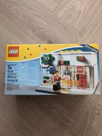Lego 40145 Exclusive Lego Store, Kinderen en Baby's, Nieuw, Complete set, Ophalen of Verzenden, Lego