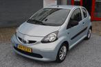 Toyota Aygo 1.0-12V Airco Navi Stuurbekrachtiging Jaar Garan, Voorwielaandrijving, Stof, Gebruikt, 68 pk
