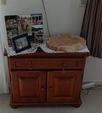 Klein houten kastje met lade en deurtjes, Huis en Inrichting, Kasten | Dressoirs, Ophalen, Minder dan 50 cm, Gebruikt, Landelijk