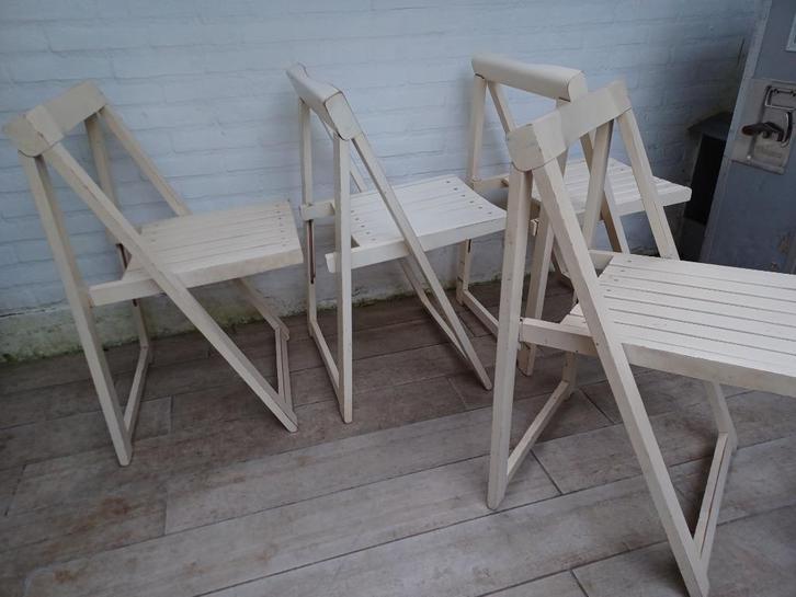 Design Aldo Jacober houten klapstoelen 4 stoelen Vintage, Huis en Inrichting, Stoelen, Gebruikt, Vier, Hout, Wit, Ophalen