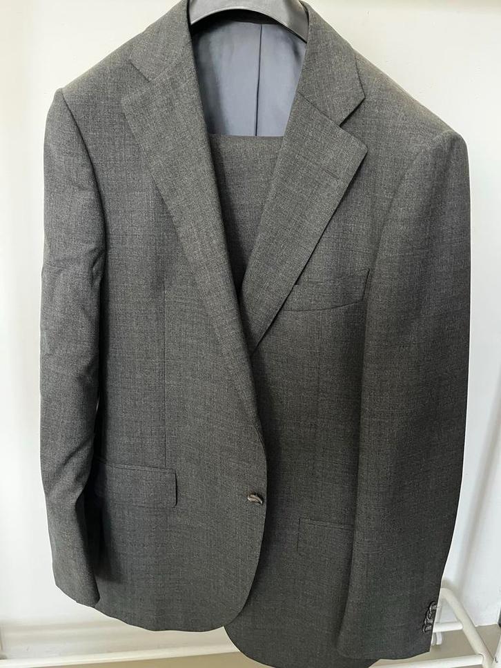 Suitsupply kostuum - Maat 110, Kleding | Heren, Kostuums en Colberts, Gedragen, Overige maten, Grijs, Verzenden