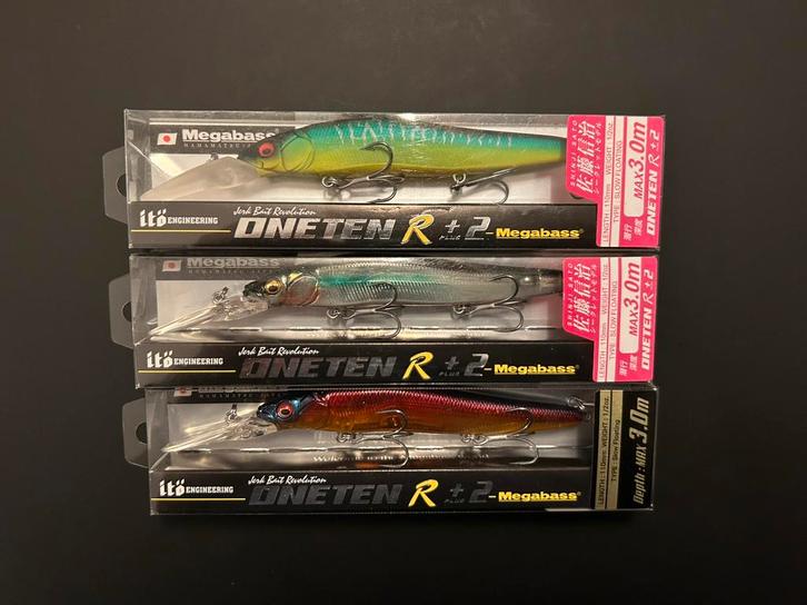 Set van 3 Megabass Oneten R+2., Watersport en Boten, Hengelsport | Roofvissen, Zo goed als nieuw, Ophalen of Verzenden