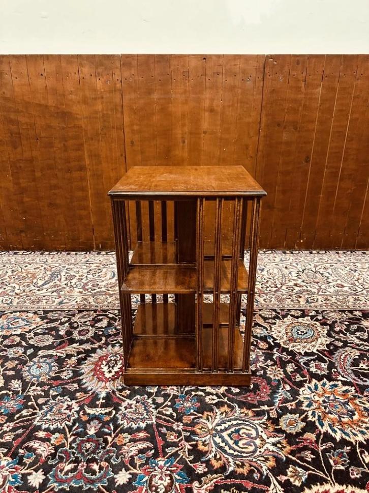 Klassiek Engelse Roterende Boekenmolen, Antiek en Kunst, Antiek | Kantoor en Zakelijk, Ophalen