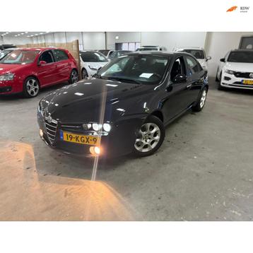 Alfa Romeo 159 2.2 JTS Business / AIRCO / RIJDT SCHAKELT GOE beschikbaar voor biedingen