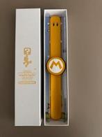 Super Nintendo World Mario (Gold) Power-Up Band in orig doos, Spelcomputers en Games, Games | Nintendo Super NES, 1 speler, Ophalen of Verzenden