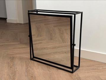 by Mooss wandspiegel kantelbaar ALS NIEUW! beschikbaar voor biedingen